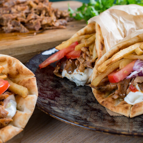 Kreikkalainen Gyros pita – katukeittiön klassikko kotona