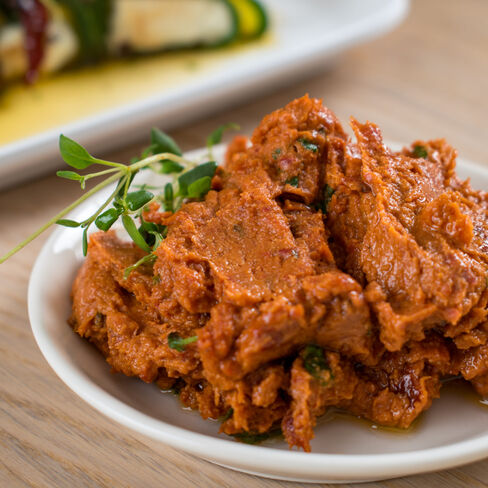 Aurinkokuivattu tomaatti-anari-dippi