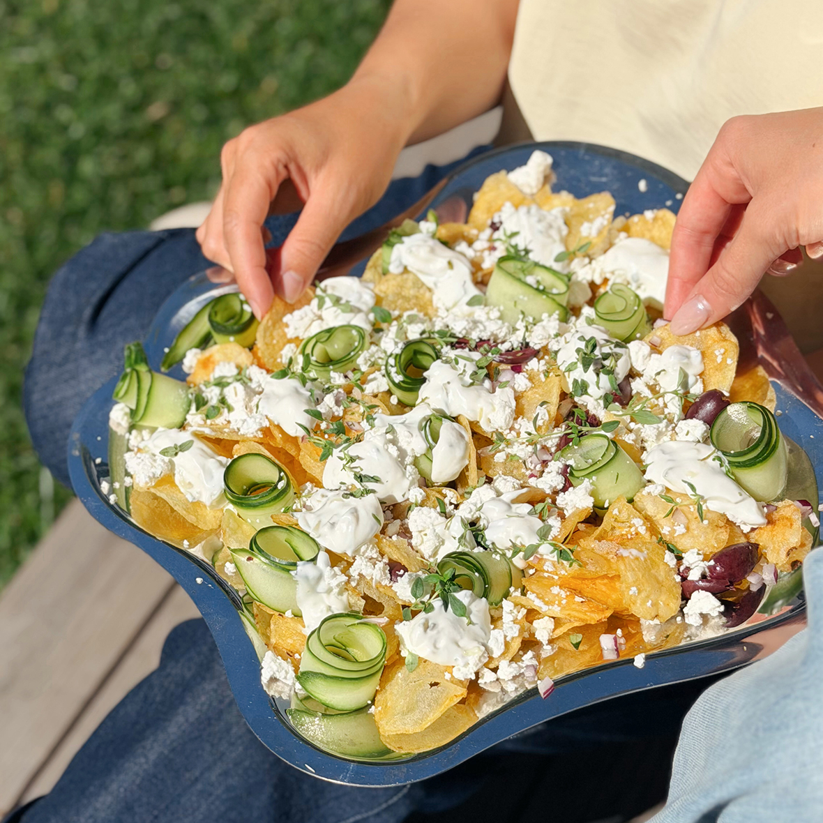 Loaded chips kreikkalaiseen tyyliin